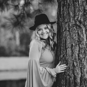 Meet your Posher, Maddi